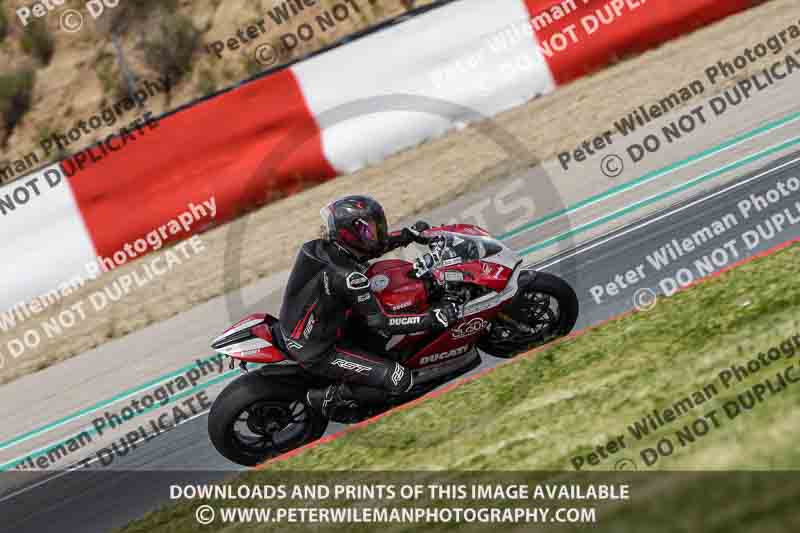 cadwell no limits trackday;cadwell park;cadwell park photographs;cadwell trackday photographs;enduro digital images;event digital images;eventdigitalimages;navarra;no limits trackdays;peter wileman photography;racing digital images;trackday digital images;trackday photos